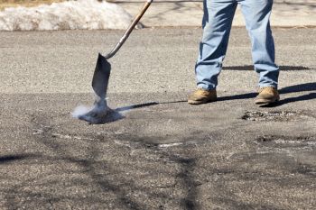 Pothole Filling in North Richland Hills, Texas by Asphalt Experts