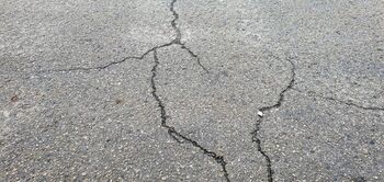 Crack Filling and Repair in Lakeside, Texas by Asphalt Experts